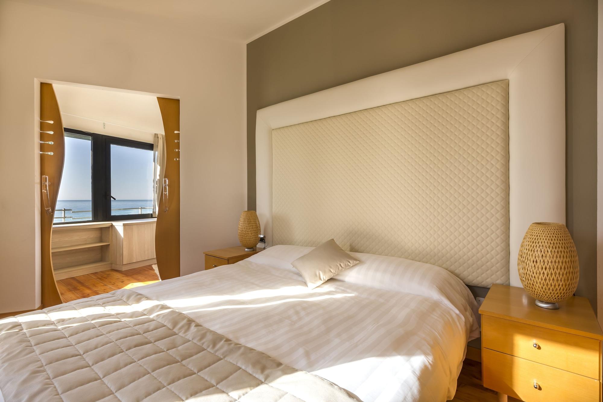 Parigi & Hotel 4*