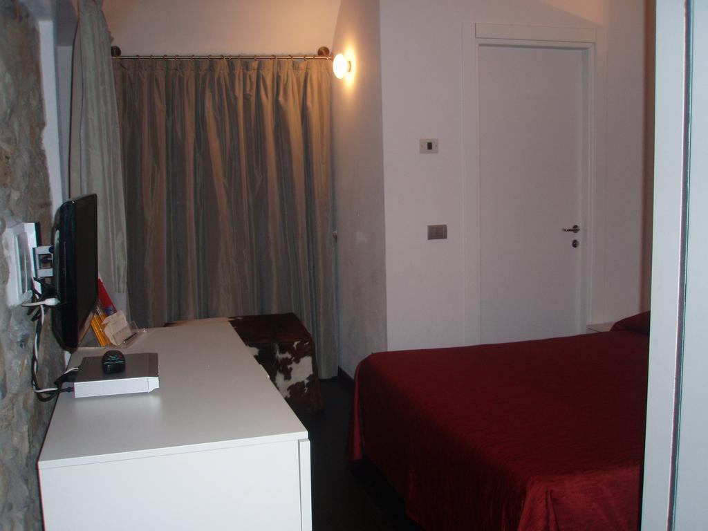 Hotel Parigi & 4*