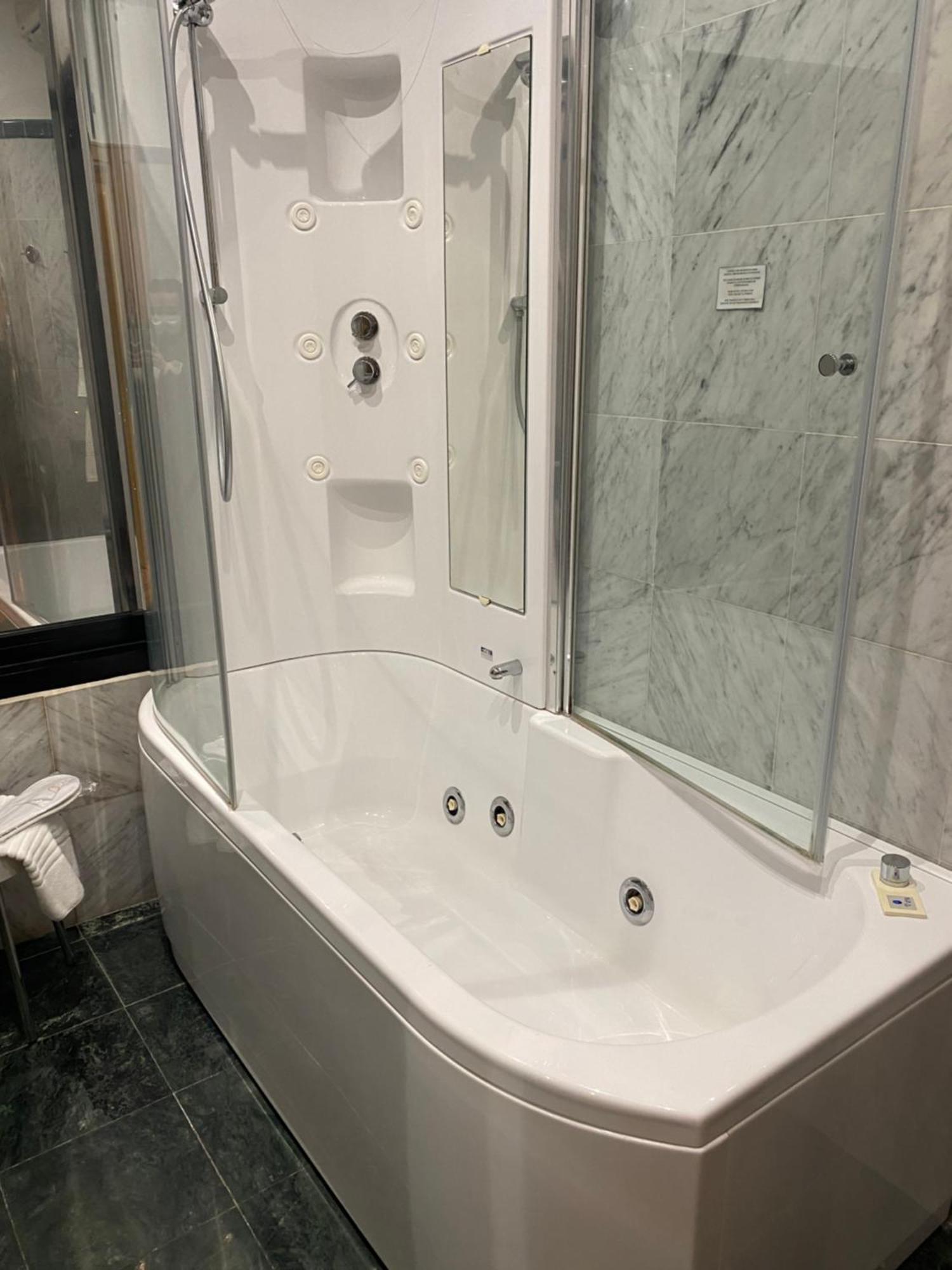 Hotel Parigi & 4*