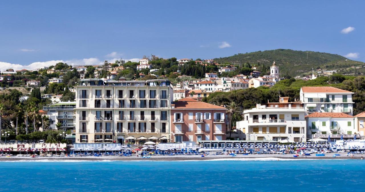 Hotel Parigi & 4*