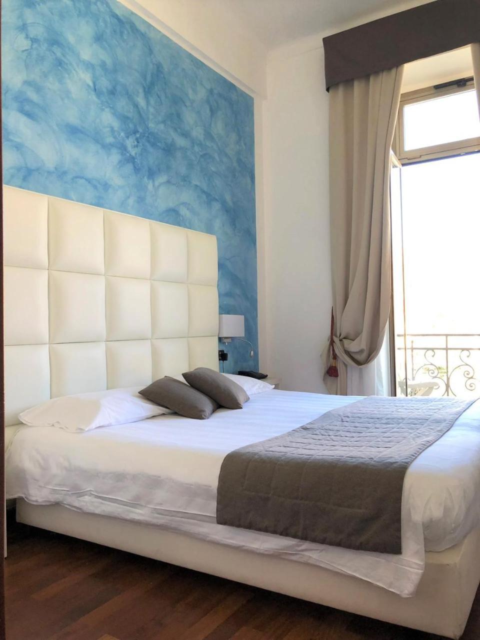 Parigi & Hotel 4*